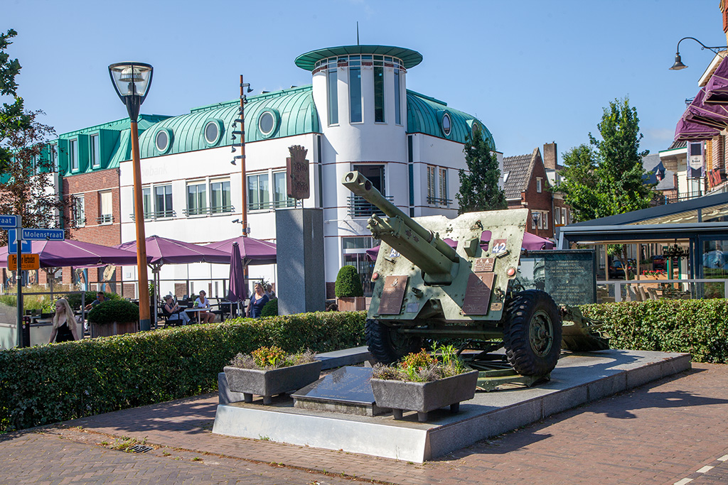 Het bevrijdingsgeschut op De Bleek in 
